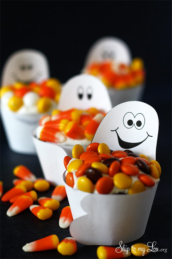 candy-loving-ghost-cupcake-wrappers