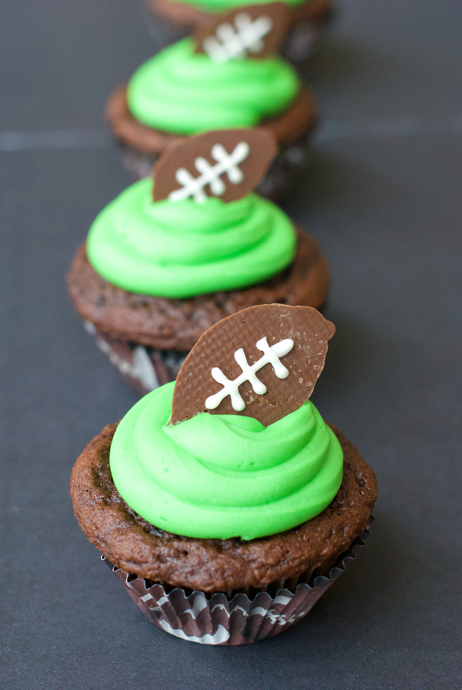 Football Cupcakes Recipe for a Football Party 