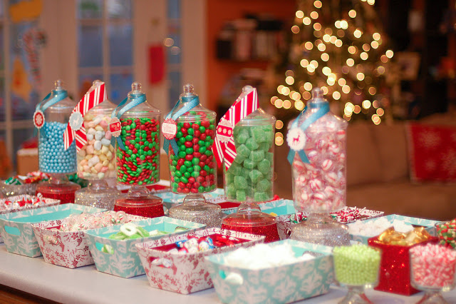 Gingerbread House Decorating Party Ideas